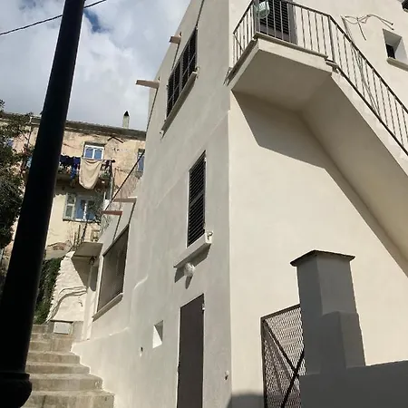 A Casa Di L'isai Traditionnelle De Charme. Holiday home